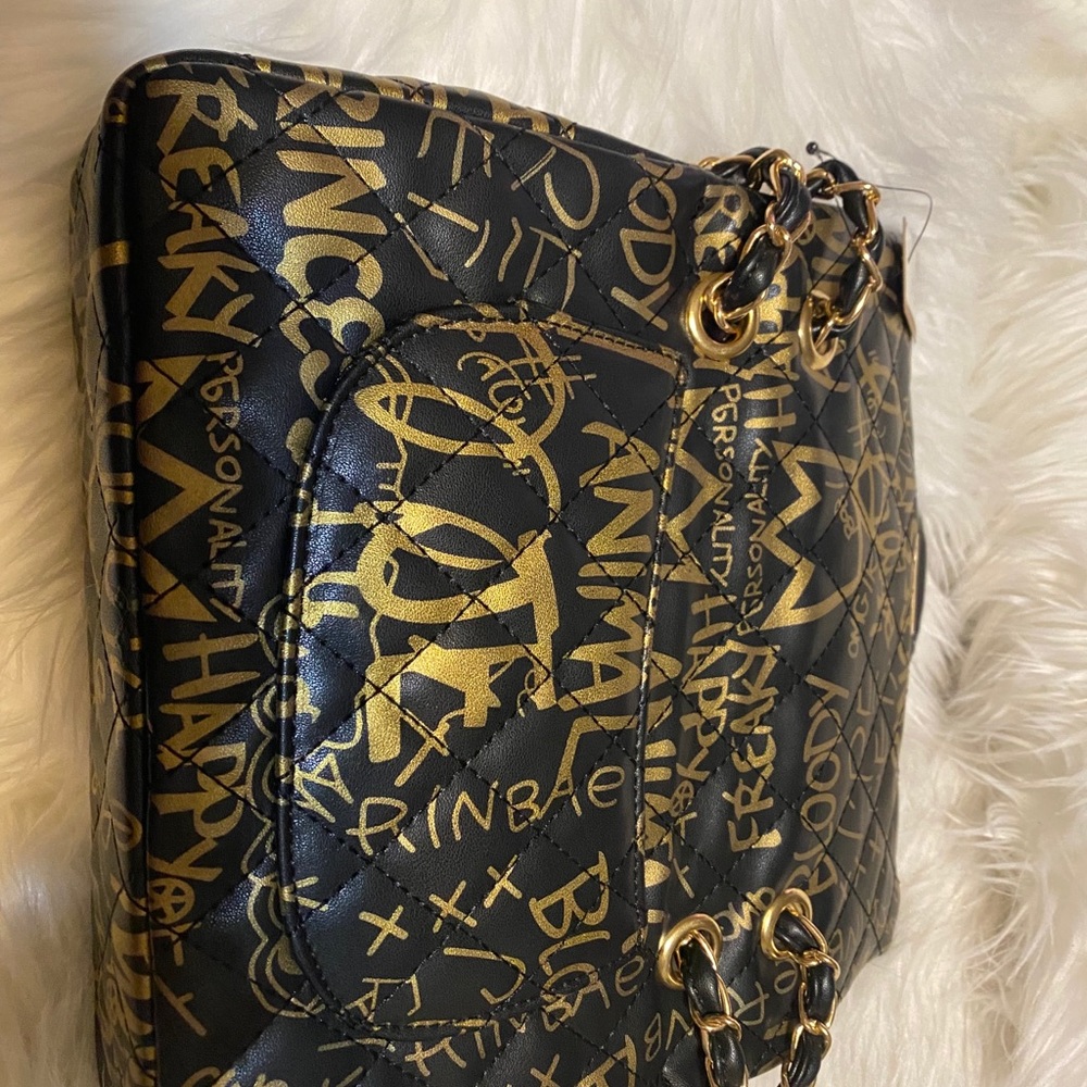 Purses - Picture 3 of 3